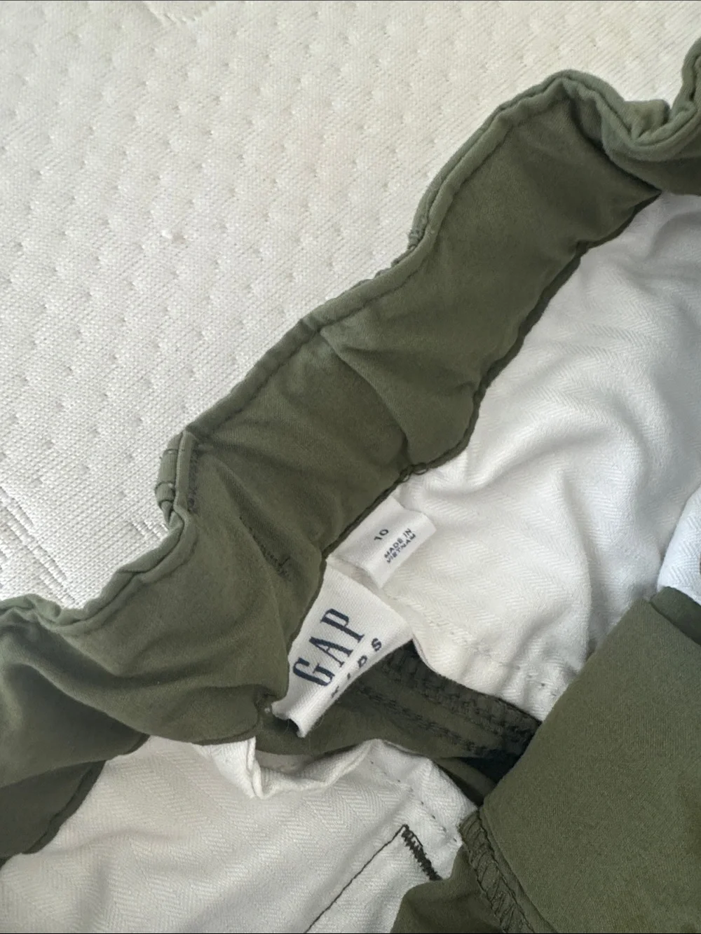 Set of five boys shorts various brands. See photos size 8 to 12